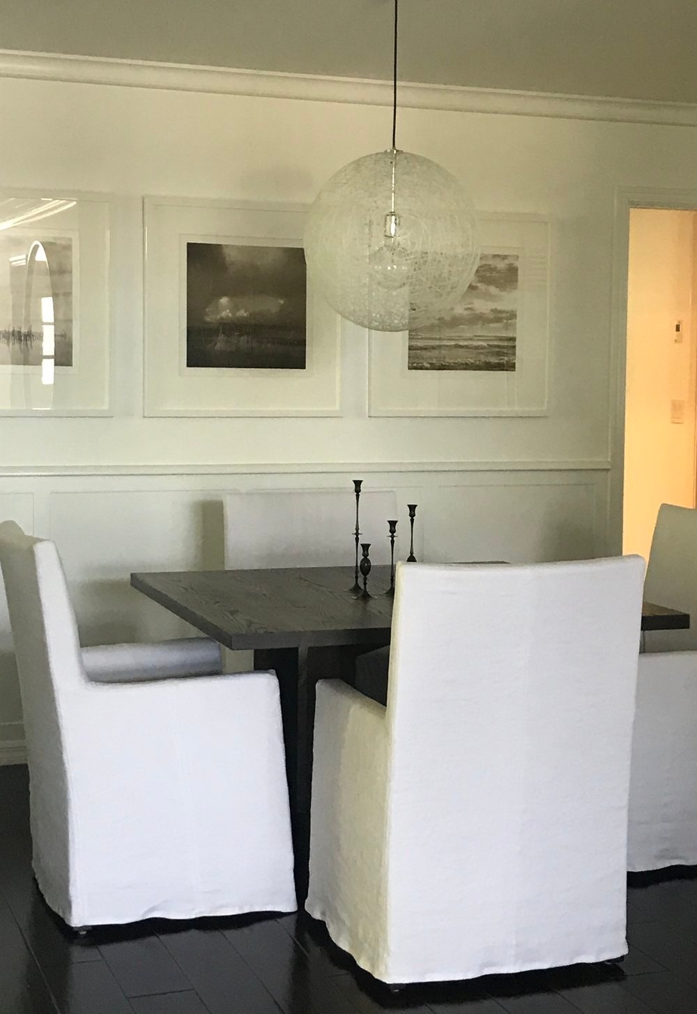 Dining room in the Corona Del Mar project by CLW Design in Corona del Mar, CA